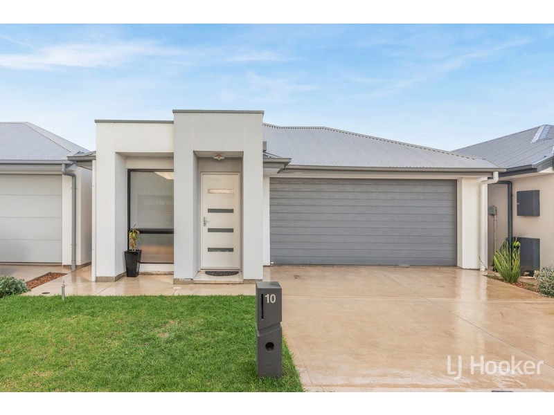 10 Donato Street, Munno Para SA 5115