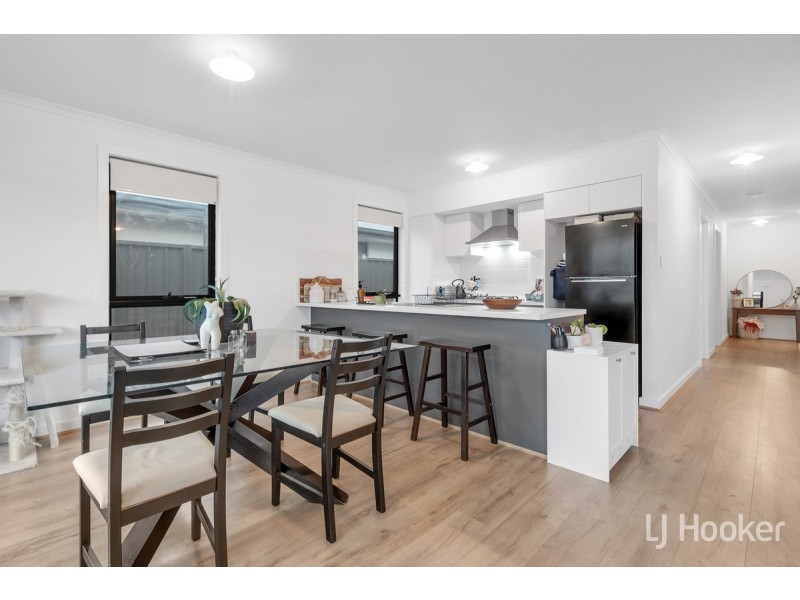 10 Donato Street, Munno Para SA 5115