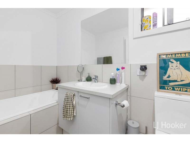 10 Donato Street, Munno Para SA 5115