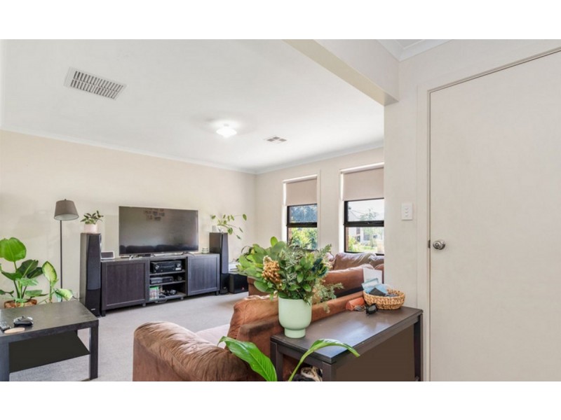 8 Biarritz Street, Munno Para West SA 5115