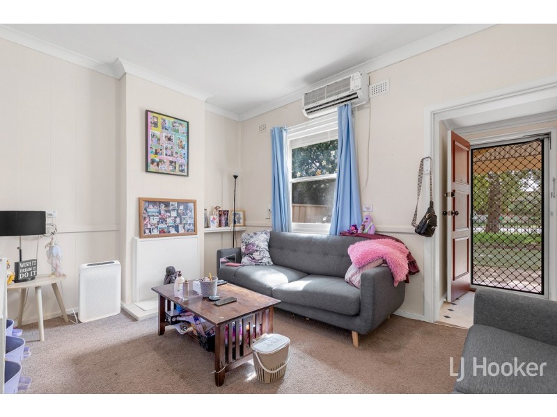 11 Whiteparish Road, Elizabeth North SA 5113