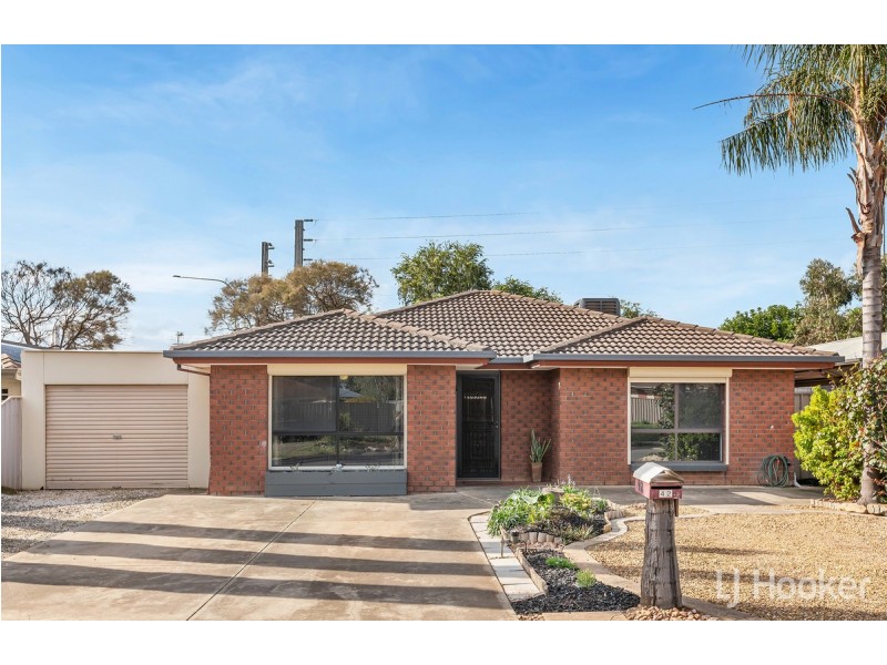 42 Sterling Court, Smithfield Plains SA 5114