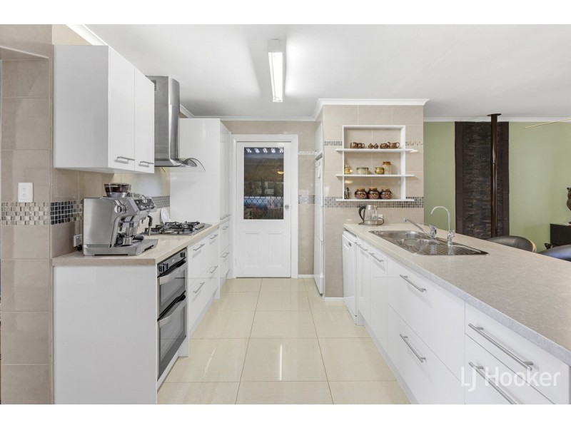 42 Sterling Court, Smithfield Plains SA 5114