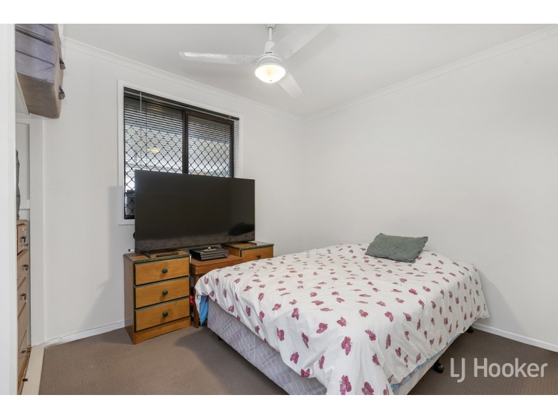 42 Sterling Court, Smithfield Plains SA 5114