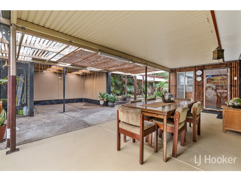 42 Sterling Court, Smithfield Plains SA 5114