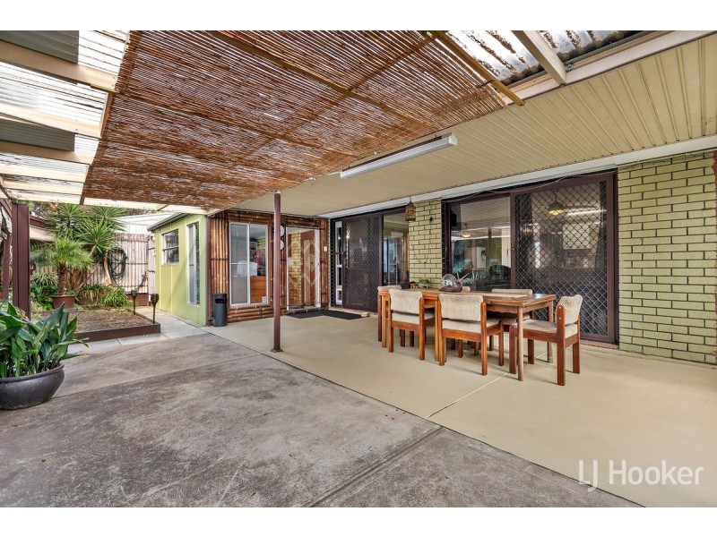 42 Sterling Court, Smithfield Plains SA 5114