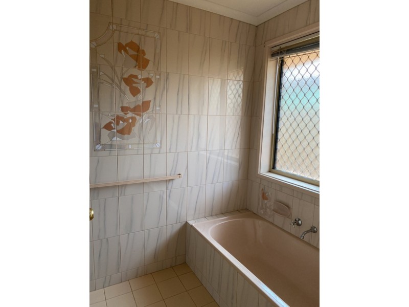 16 Blackburn Road, Hillbank SA 5112