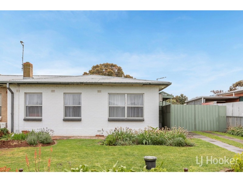 66 Stakes Crescent, Elizabeth Downs SA 5113