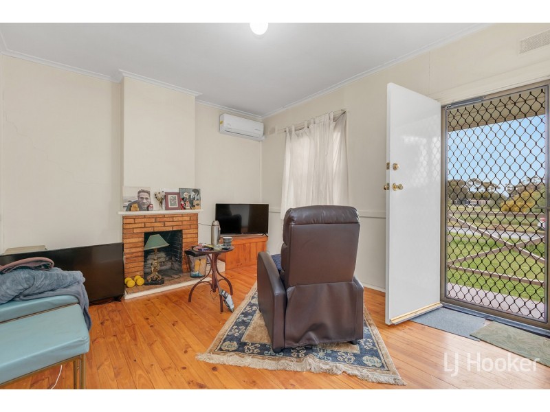 66 Stakes Crescent, Elizabeth Downs SA 5113