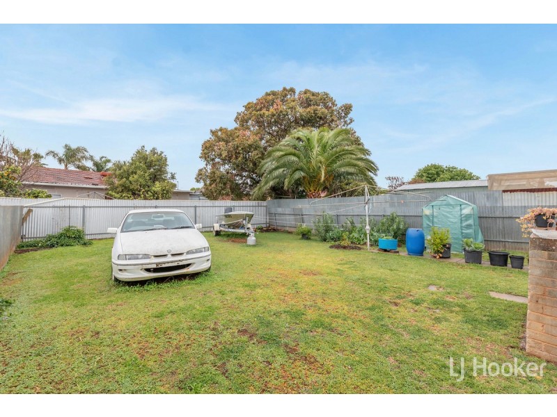 66 Stakes Crescent, Elizabeth Downs SA 5113