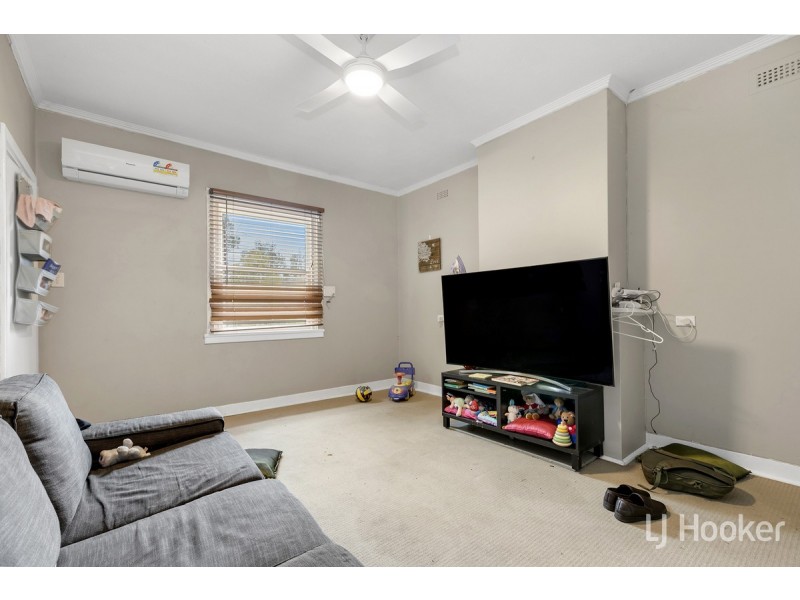 19 May Terrace, Evanston SA 5116