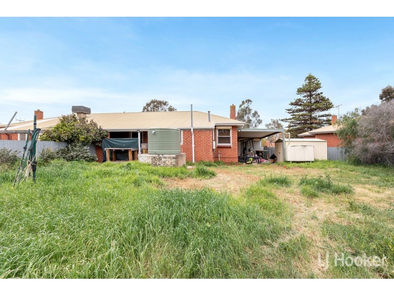 19 May Terrace, Evanston SA 5116