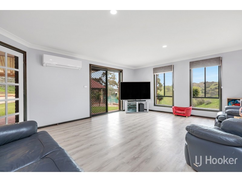 2 Tenafeate Court, Yattalunga SA 5114