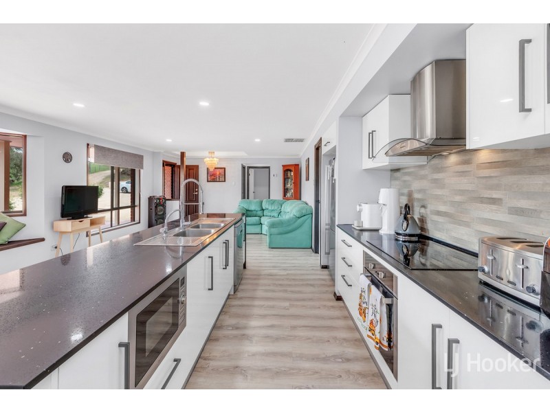 2 Tenafeate Court, Yattalunga SA 5114