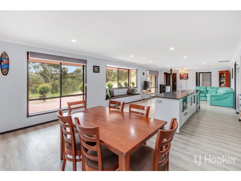 2 Tenafeate Court, Yattalunga SA 5114