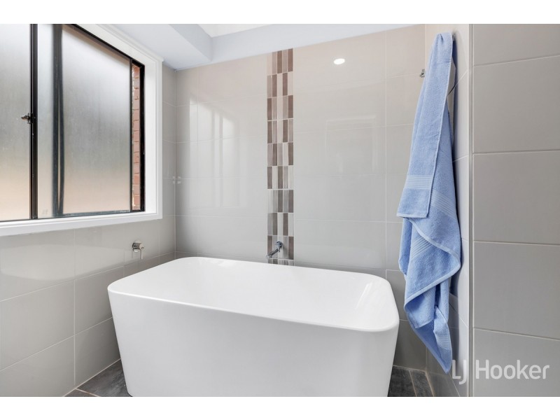 2 Tenafeate Court, Yattalunga SA 5114