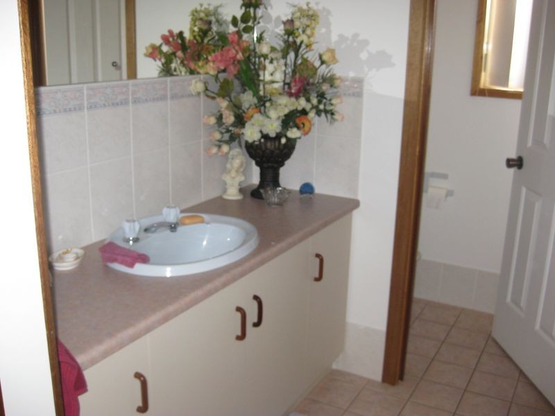 4 Landseer Place, Hillbank SA 5112