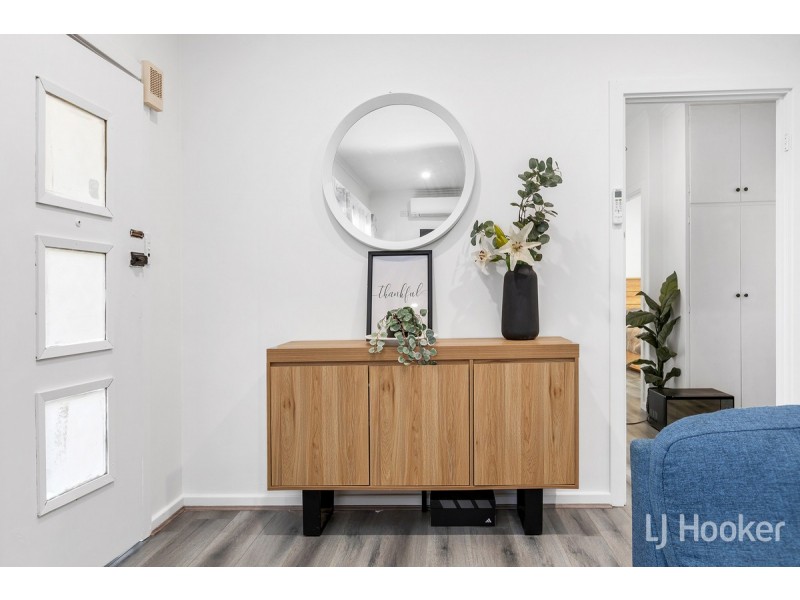 6 Lockerly Street, Elizabeth Vale SA 5112