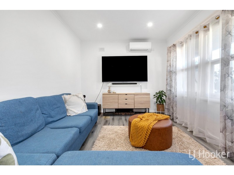 6 Lockerly Street, Elizabeth Vale SA 5112