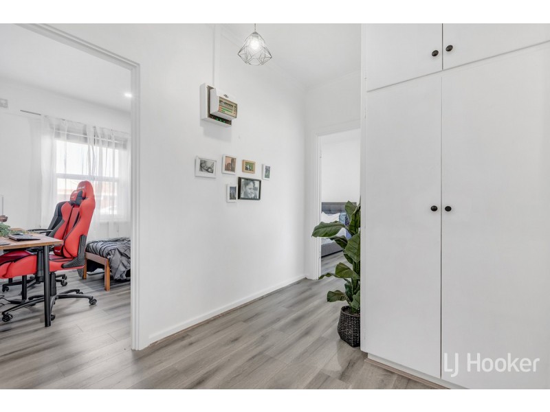 6 Lockerly Street, Elizabeth Vale SA 5112