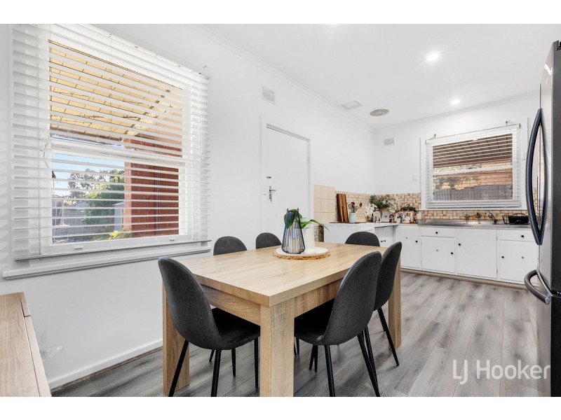 6 Lockerly Street, Elizabeth Vale SA 5112