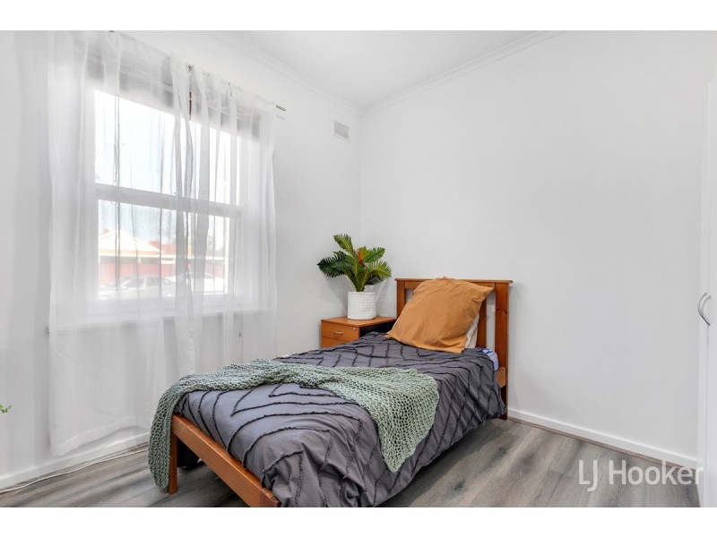 6 Lockerly Street, Elizabeth Vale SA 5112