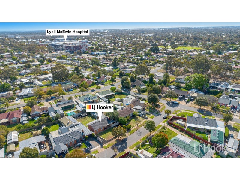 6 Lockerly Street, Elizabeth Vale SA 5112