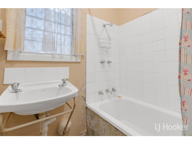 5 Wilkins Road, Elizabeth Downs SA 5113