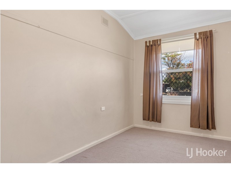 5 Wilkins Road, Elizabeth Downs SA 5113