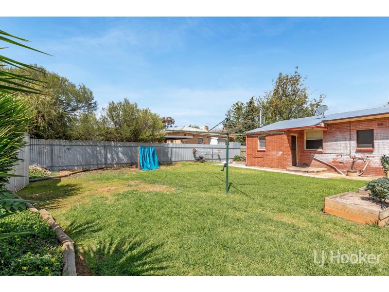 5 Wilkins Road, Elizabeth Downs SA 5113