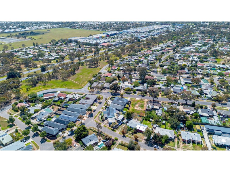 5 Wilkins Road, Elizabeth Downs SA 5113