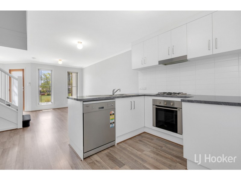 8/16 Swinden Crescent, Blakeview SA 5114