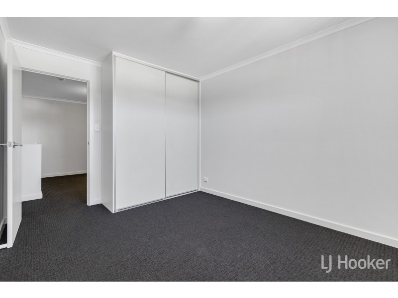 8/16 Swinden Crescent, Blakeview SA 5114