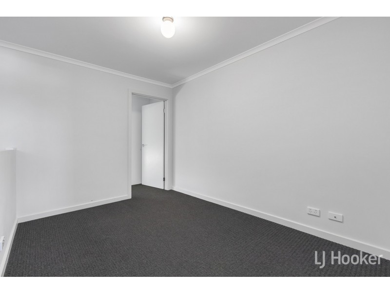 8/16 Swinden Crescent, Blakeview SA 5114