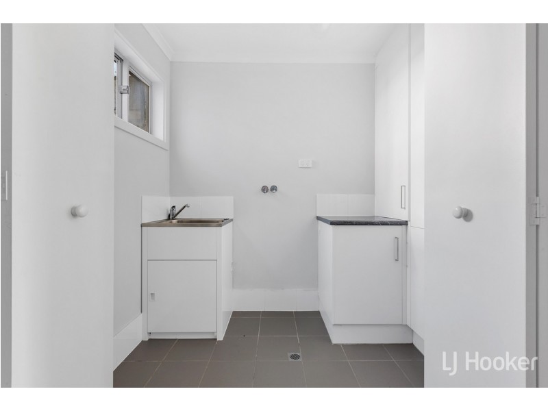 8/16 Swinden Crescent, Blakeview SA 5114