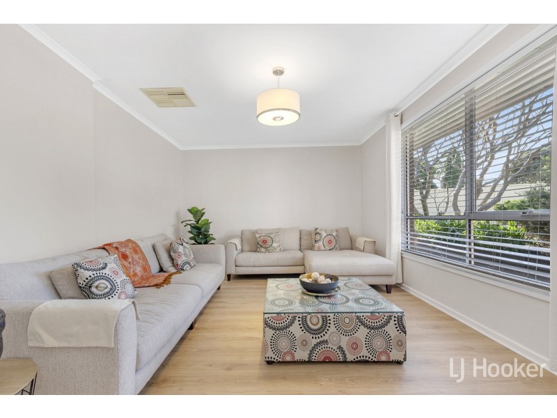 8 Gladman Close, Hillbank SA 5112