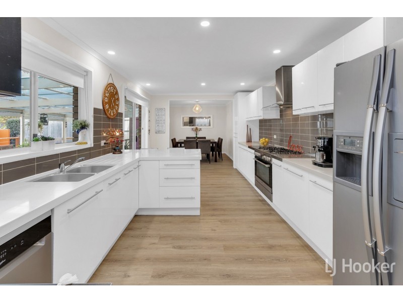 8 Gladman Close, Hillbank SA 5112