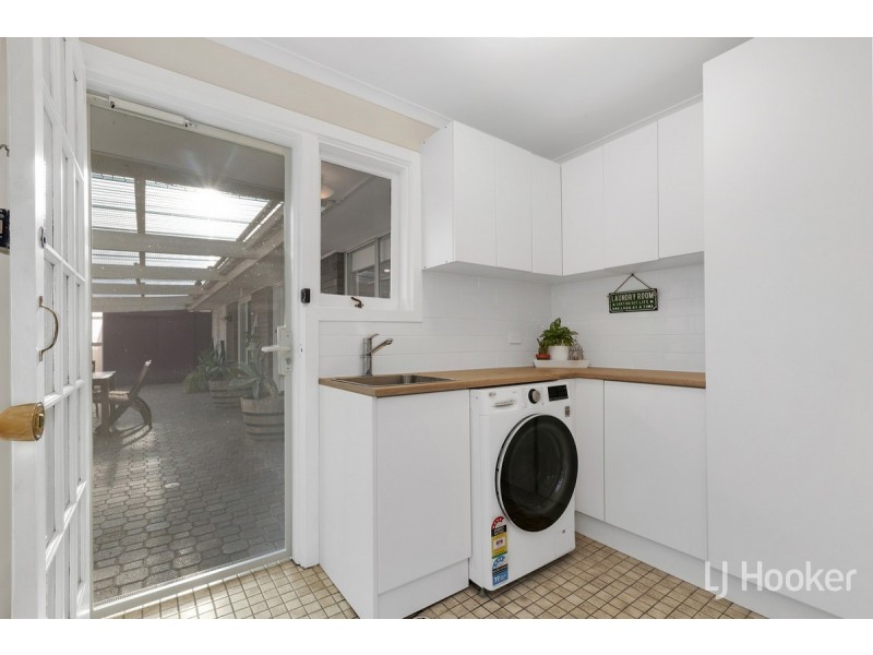 8 Gladman Close, Hillbank SA 5112