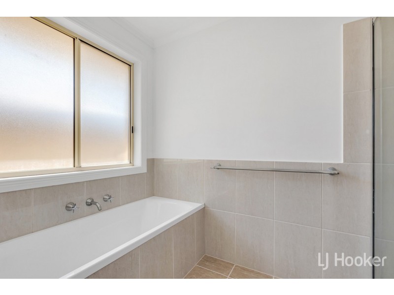 3 Kalyvas Drive, Munno Para West SA 5115