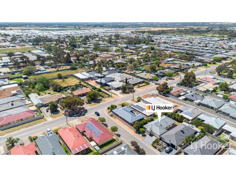 3 Kalyvas Drive, Munno Para West SA 5115