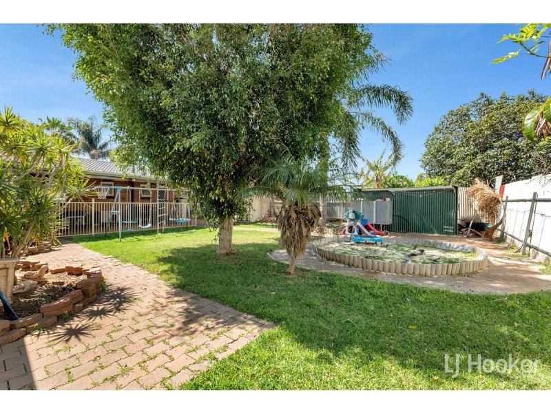 6 Robins Street, Elizabeth Downs SA 5113