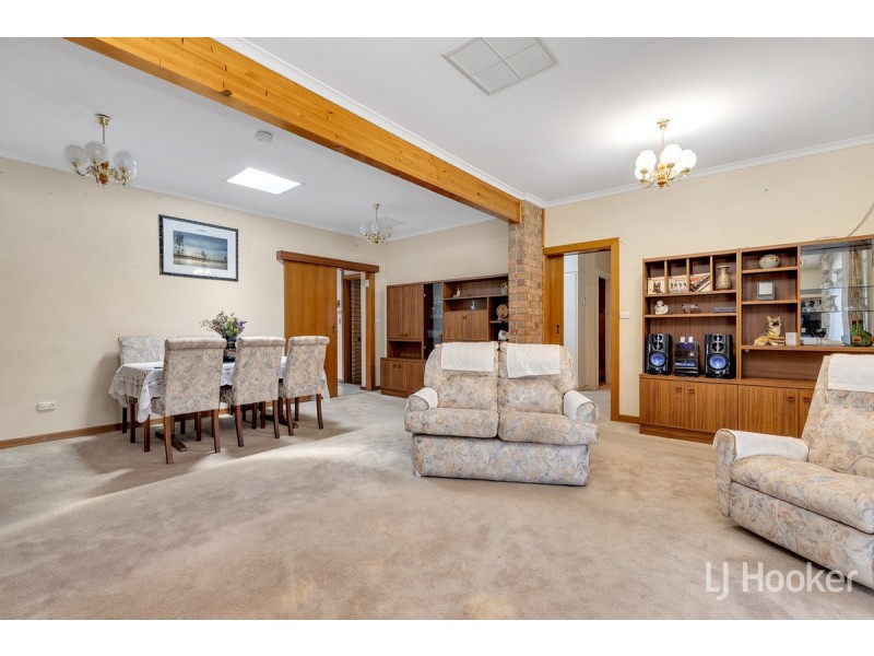 4 Fairfield Road, Elizabeth Grove SA 5112