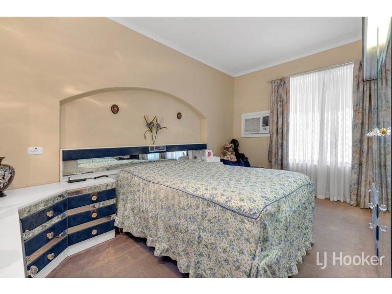 4 Fairfield Road, Elizabeth Grove SA 5112