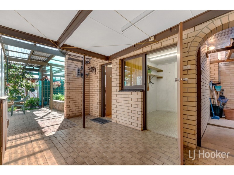 4 Fairfield Road, Elizabeth Grove SA 5112