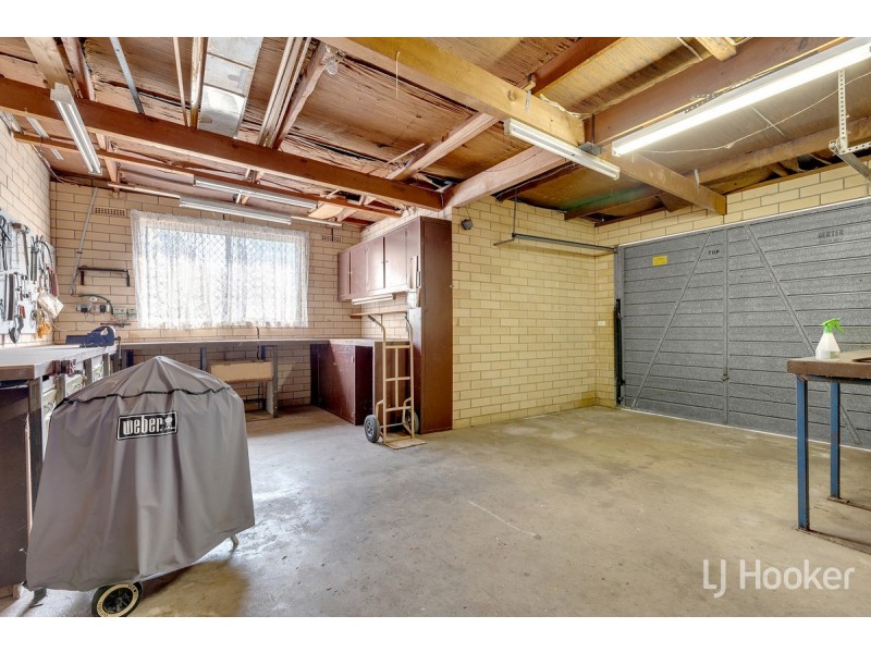 4 Fairfield Road, Elizabeth Grove SA 5112