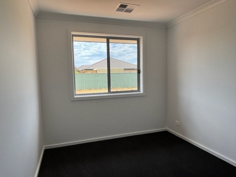 29 Tsouris Way, Munno Para West SA 5115