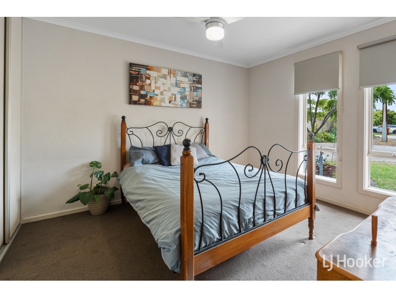 11/12 Dansie Crescent, Brahma Lodge SA 5109