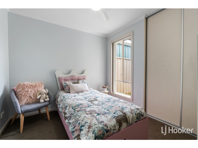 11/12 Dansie Crescent, Brahma Lodge SA 5109