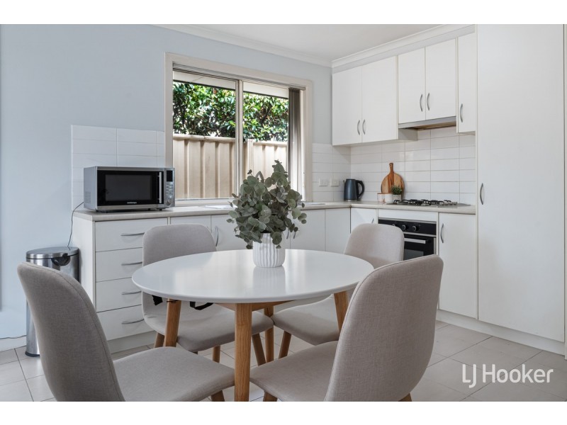 11/12 Dansie Crescent, Brahma Lodge SA 5109