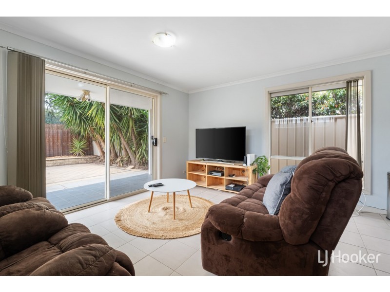 11/12 Dansie Crescent, Brahma Lodge SA 5109